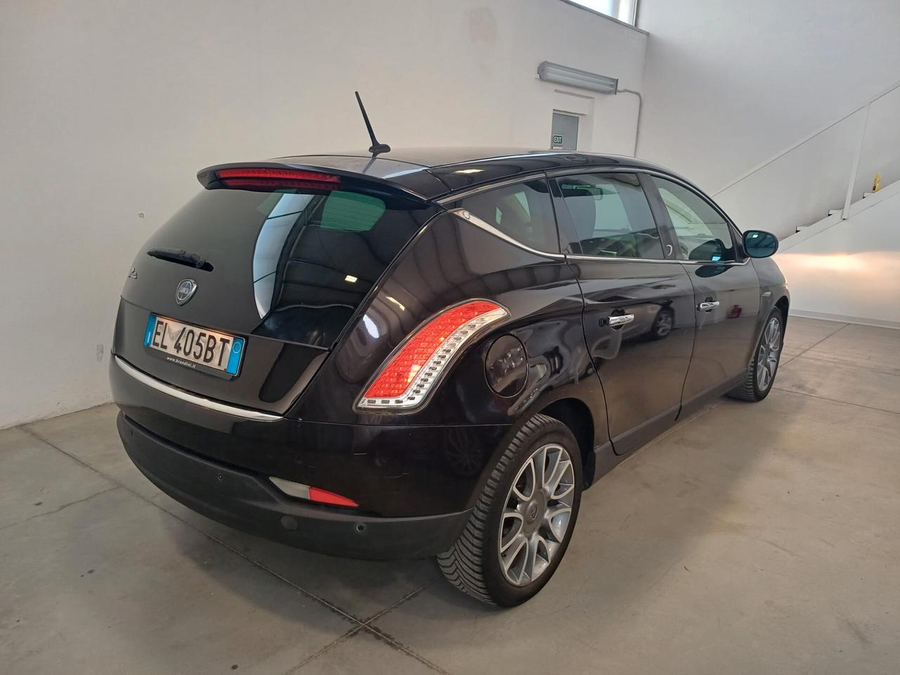 Lancia Delta 1.6 MJT DPF PLATINUM PELLE NAVI