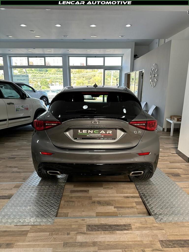 Infiniti Q30 1.5 Diesel DCT Premium