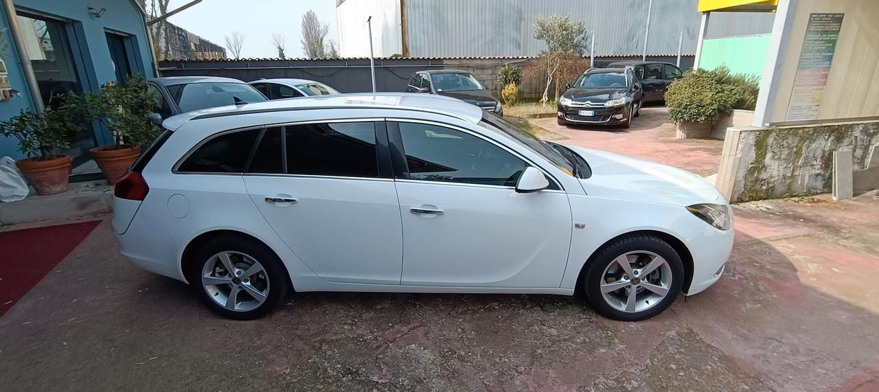 Insignia 2.0 CDTI 4X4 AWD Sports Tourer Cosmo SOLO 150MILA KM!!!!