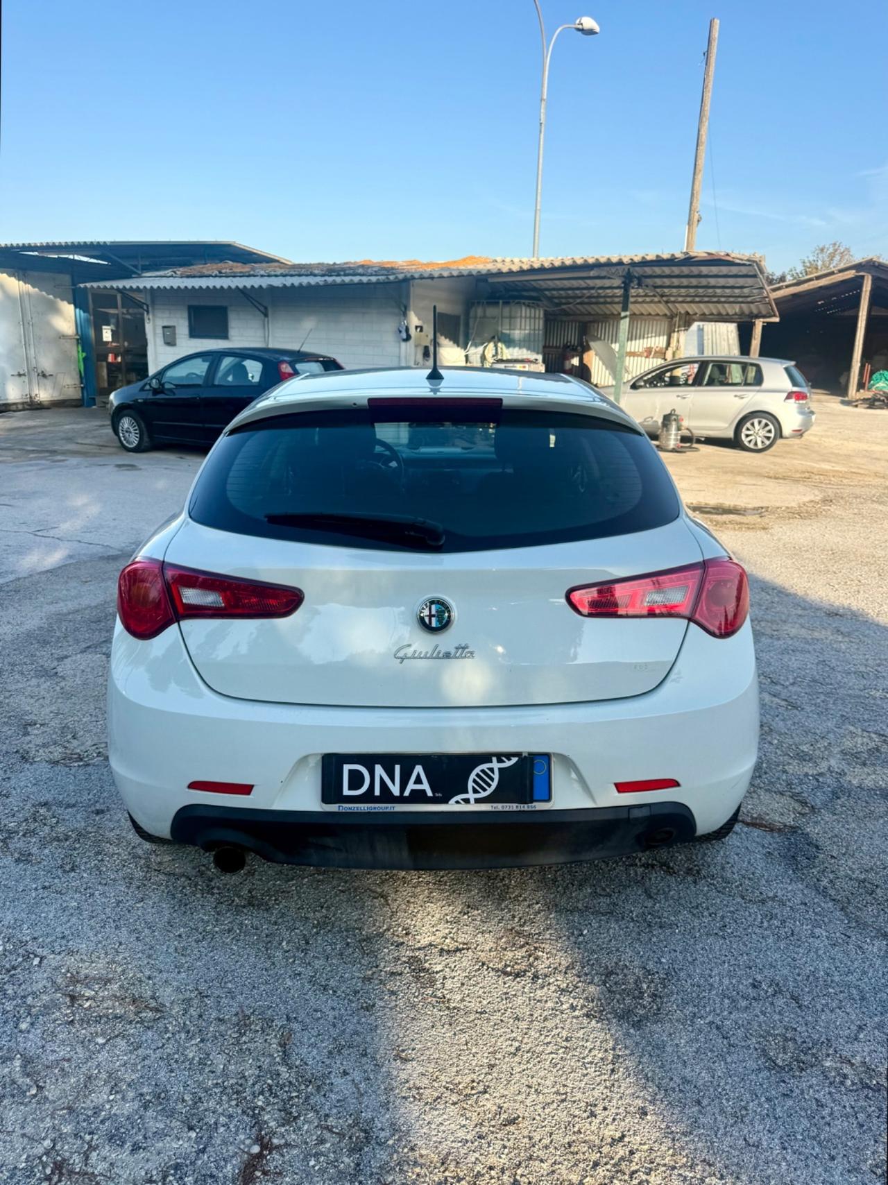 Alfa Giulietta Turbo Benzina Metano EURO6B Neopatentati