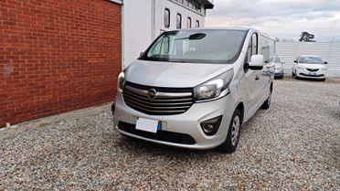 Opel Movano Vivaro L1H1 6 posti