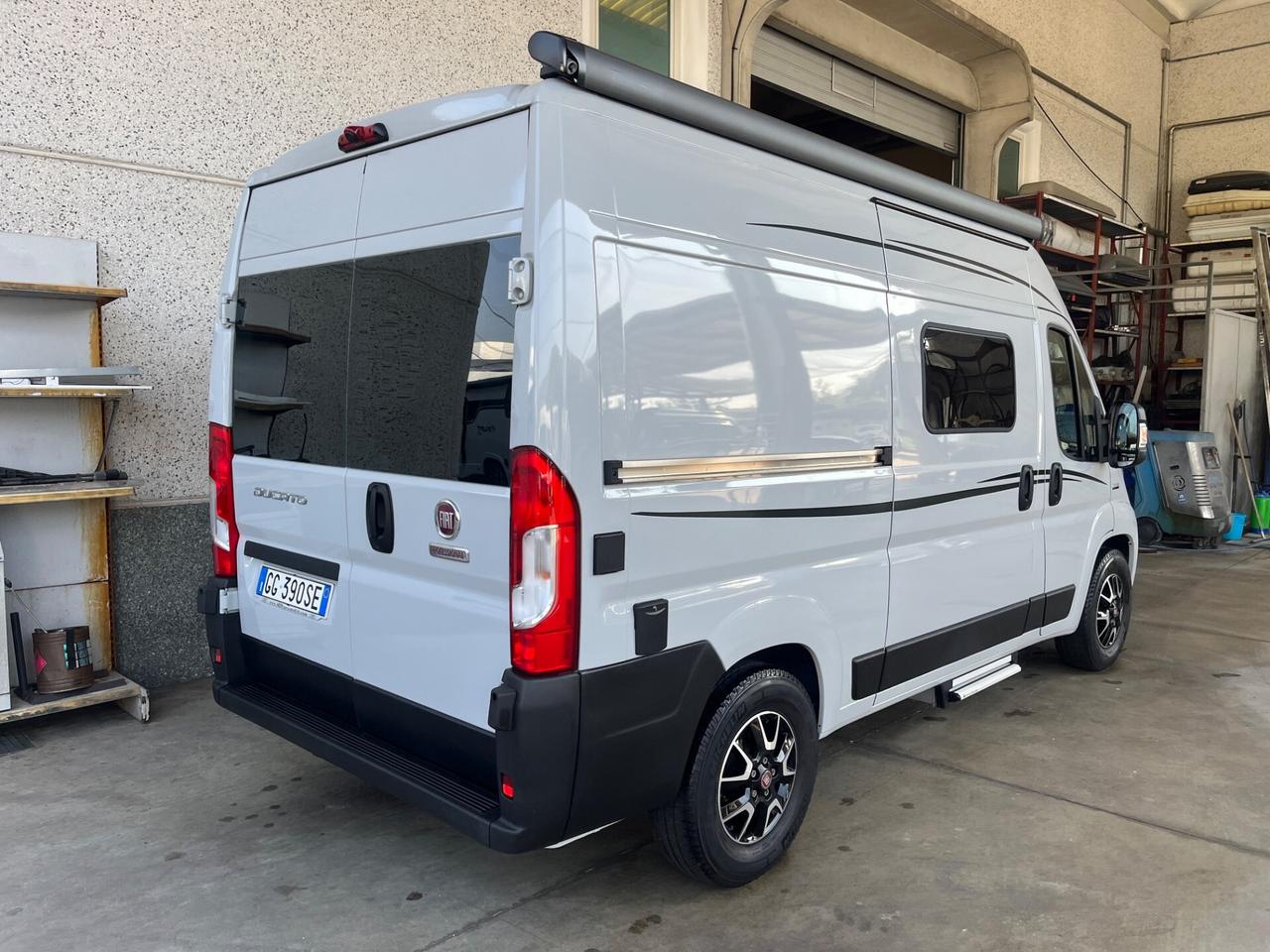 Font Vendome horizon 107