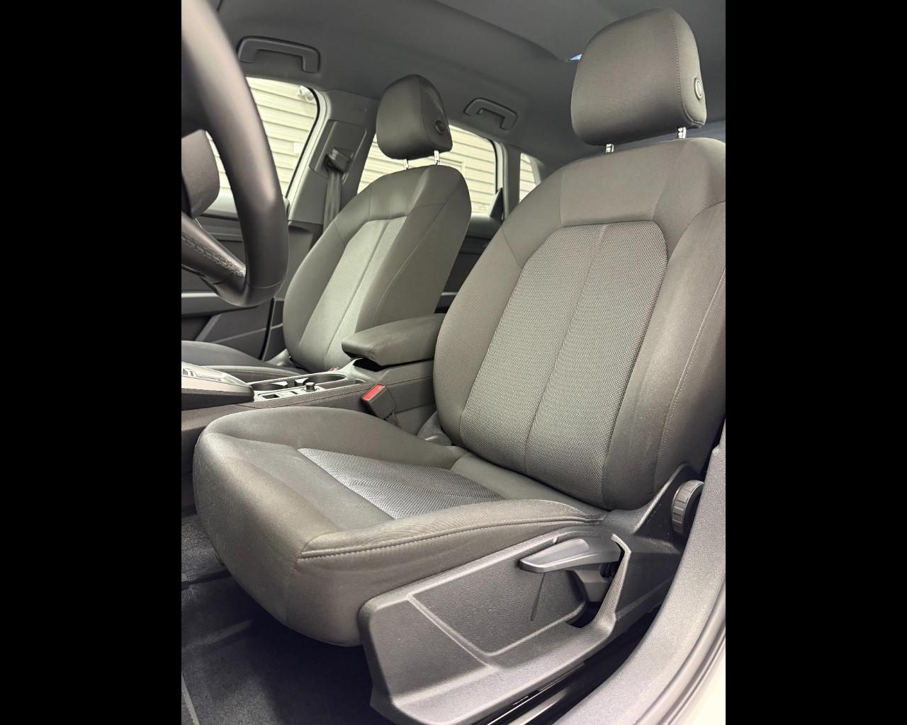 AUDI A3 SPORTBACK 30 TDI S-TRONIC BUSINESS ADVANCED S-TRONIC