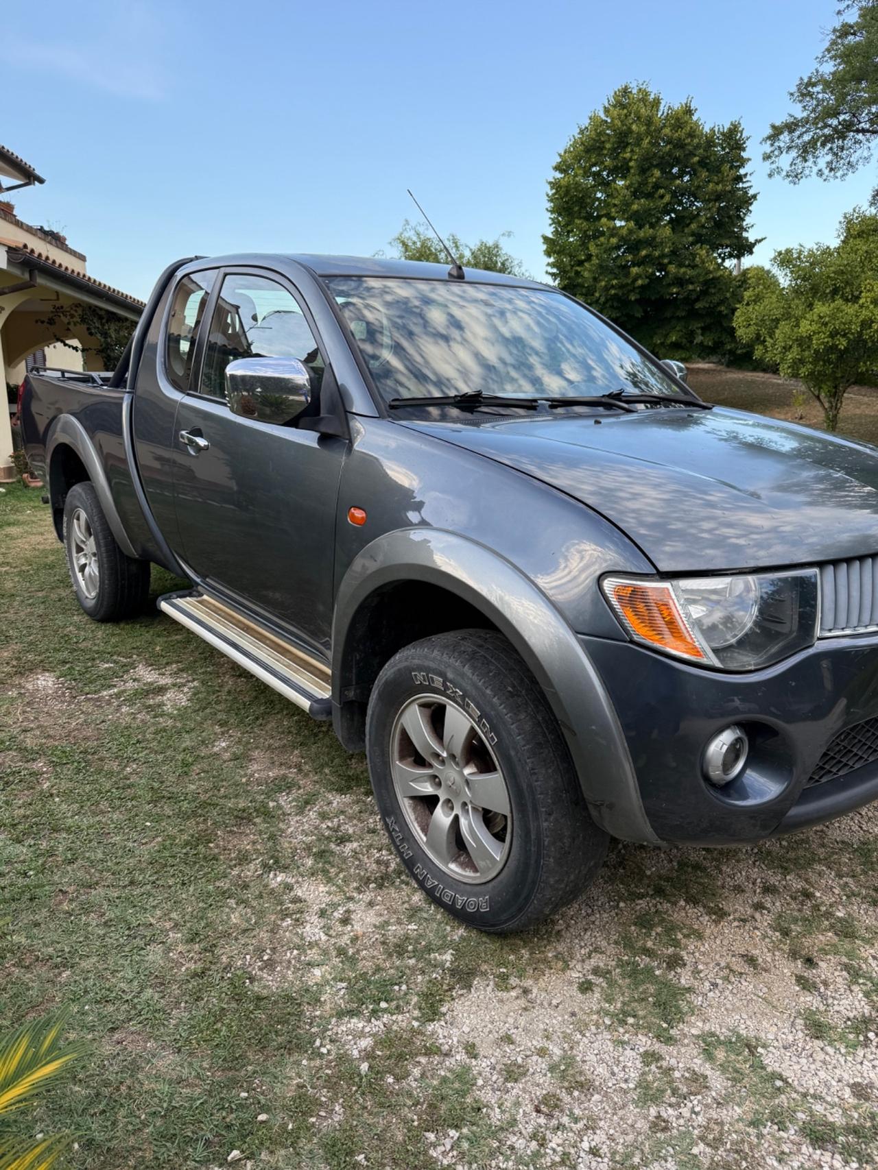 Mitsubishi L200 2.5 DI-D/136CV Single Cab Inform