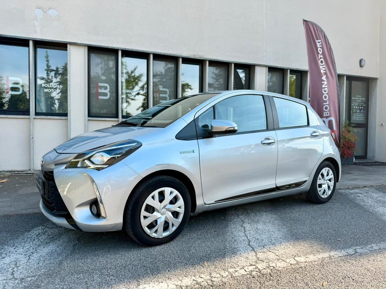 Toyota Yaris 1.5 Hybrid 5 porte Cool