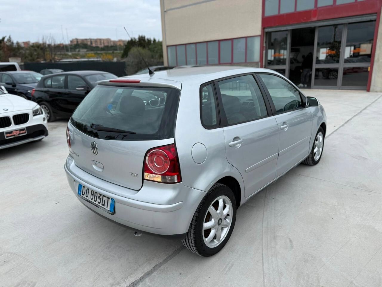Volkswagen Polo Comfortline 1.4 tdi 69cv anno 2007