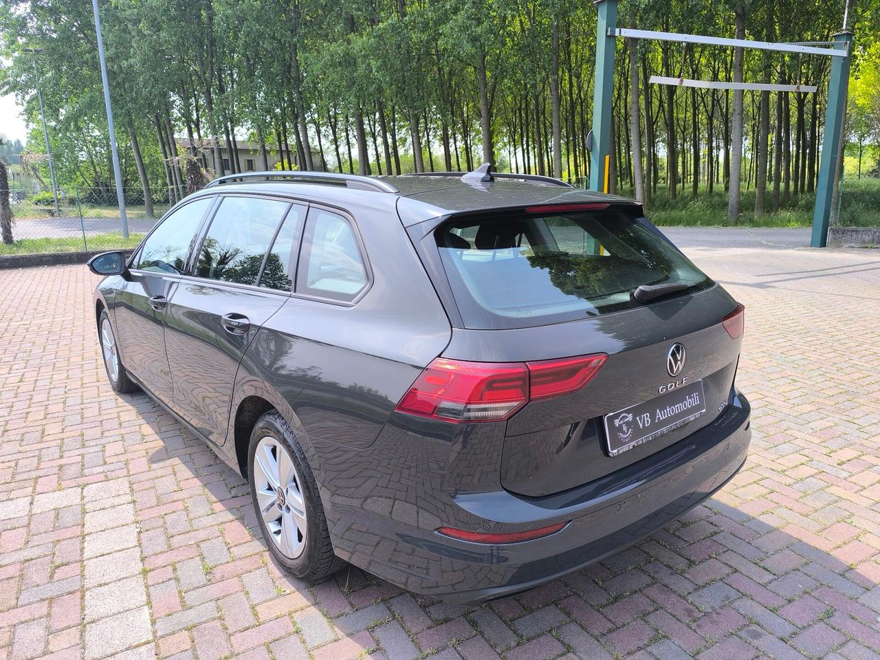 Volkswagen Golf Variant 1.5 eTSI EVO ACT DSG Life