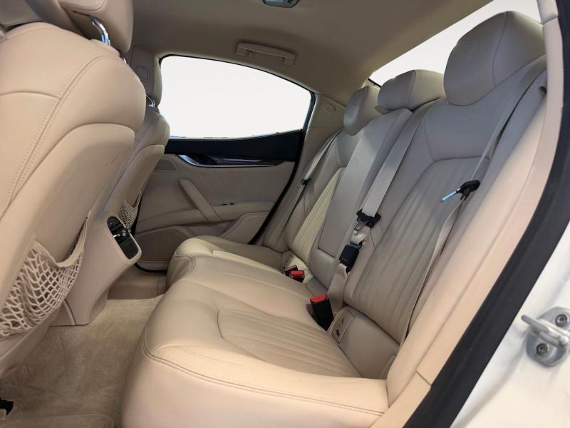 Maserati Ghibli 3.0 V6 250cv auto