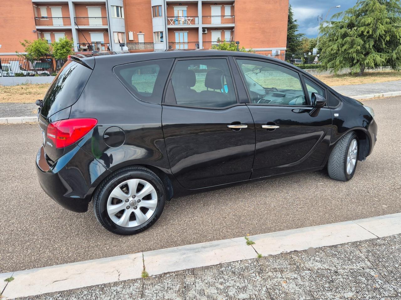 Opel Meriva 1.3 CDTI 95CV multijet anno 2012