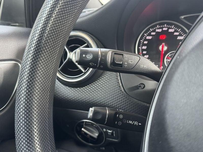 Mercedes-Benz Classe A A 160 d Sport AUTOMATICA NEOPATENTATI CRONOLOGIA TAGLIANDI