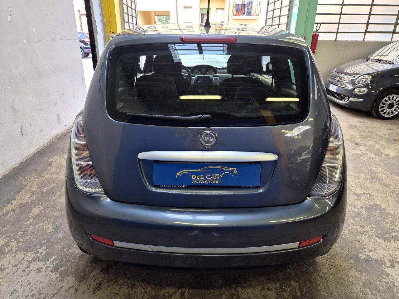 Lancia Ypsilon 1.2 Argento