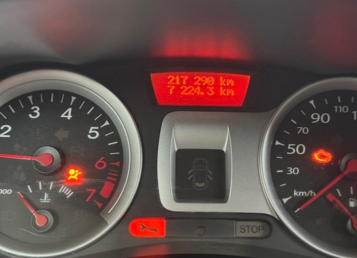 Renault Clio 1.2 16V 5 porte Luxe