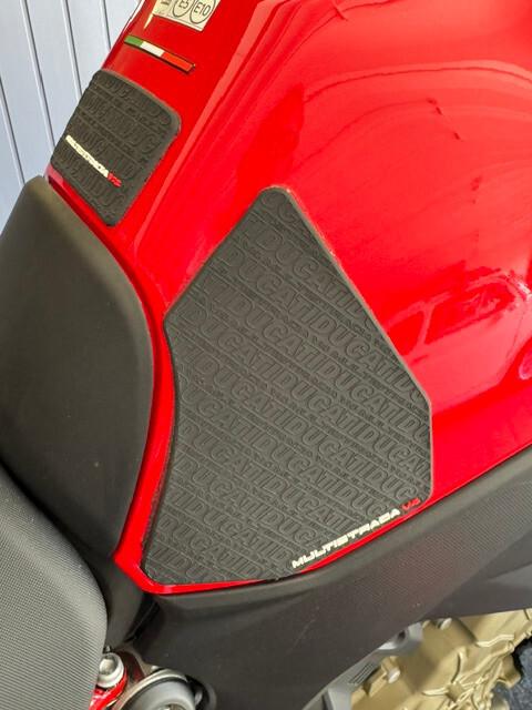 Ducati Multistrada V4s Travel & Radar SOLO 4.000 KM
