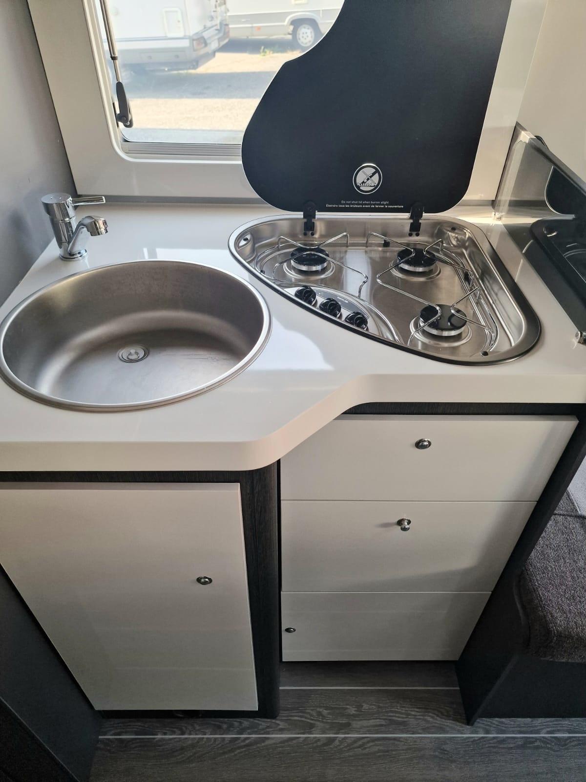 Roller Team semi integrale del 2025 in saldo 700