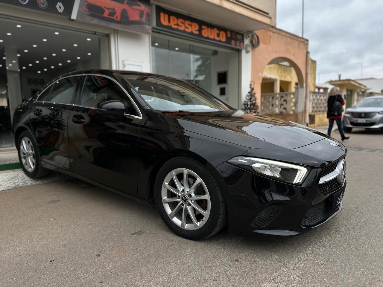 Mercedes-benz A 180 d Sport Sedan