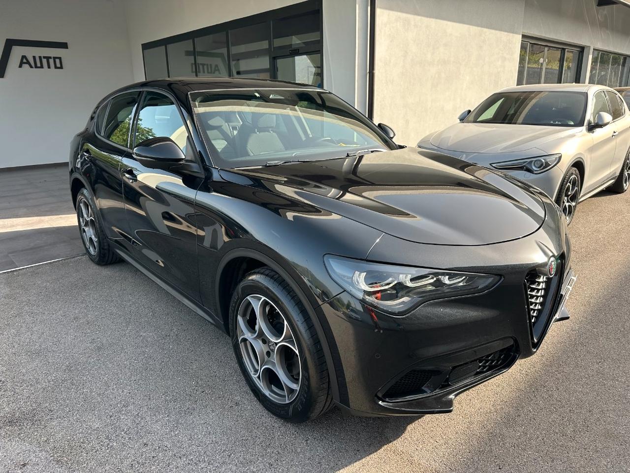 Alfa Romeo Stelvio 2.2 t Sprint Q4 210cv auto