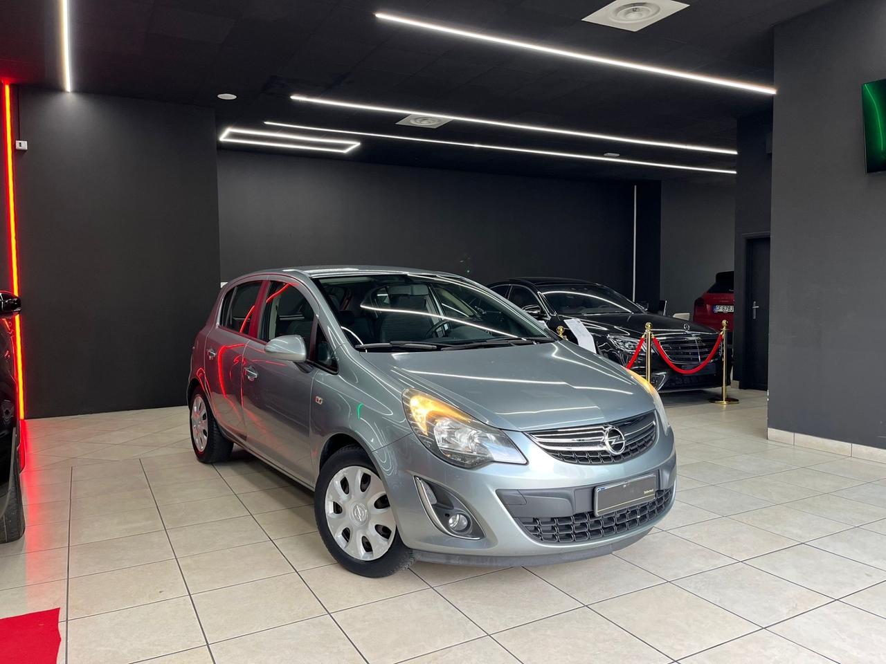 Opel Corsa 1.2 5 porte Ecotec OK NEOPATENTATI