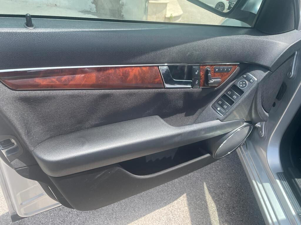 Mercedes-benz C 220 CDI Avantgarde AMG