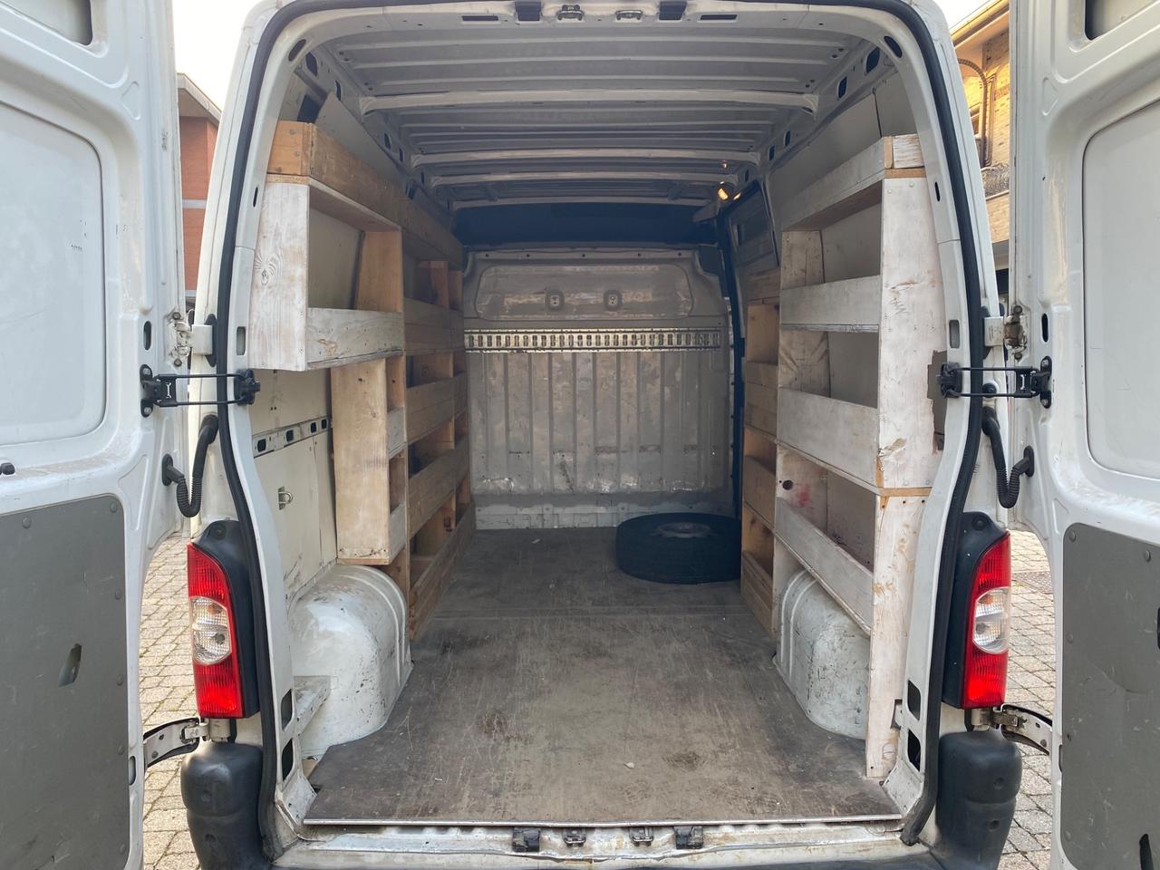 Renault Master T35/150 2.5 dci 146 Cv