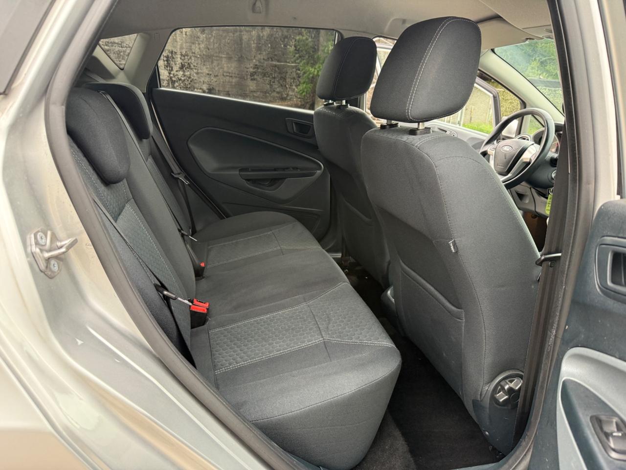 Ford Fiesta 1.4 5 porte GPL Titanium 96cv