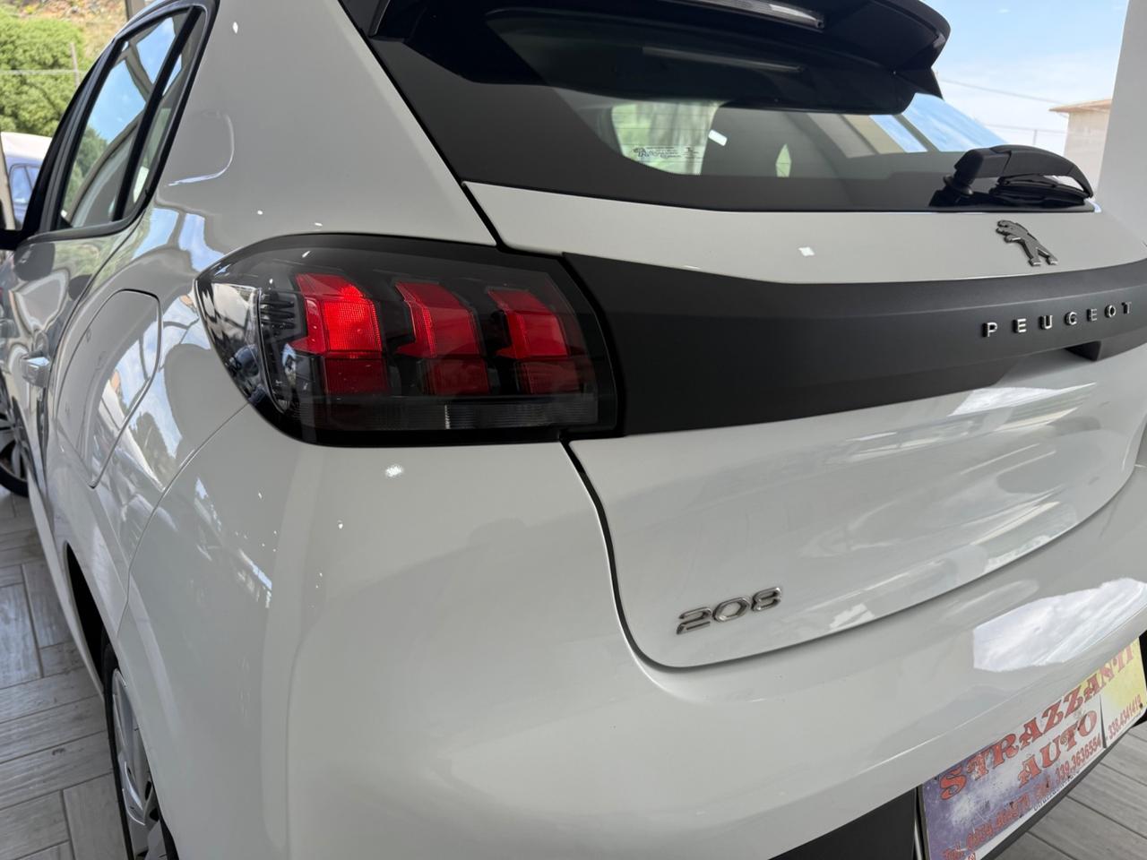 Peugeot 208 1.5HDi 100Cv 5P ALLURE NAVI/CARPLAY2022