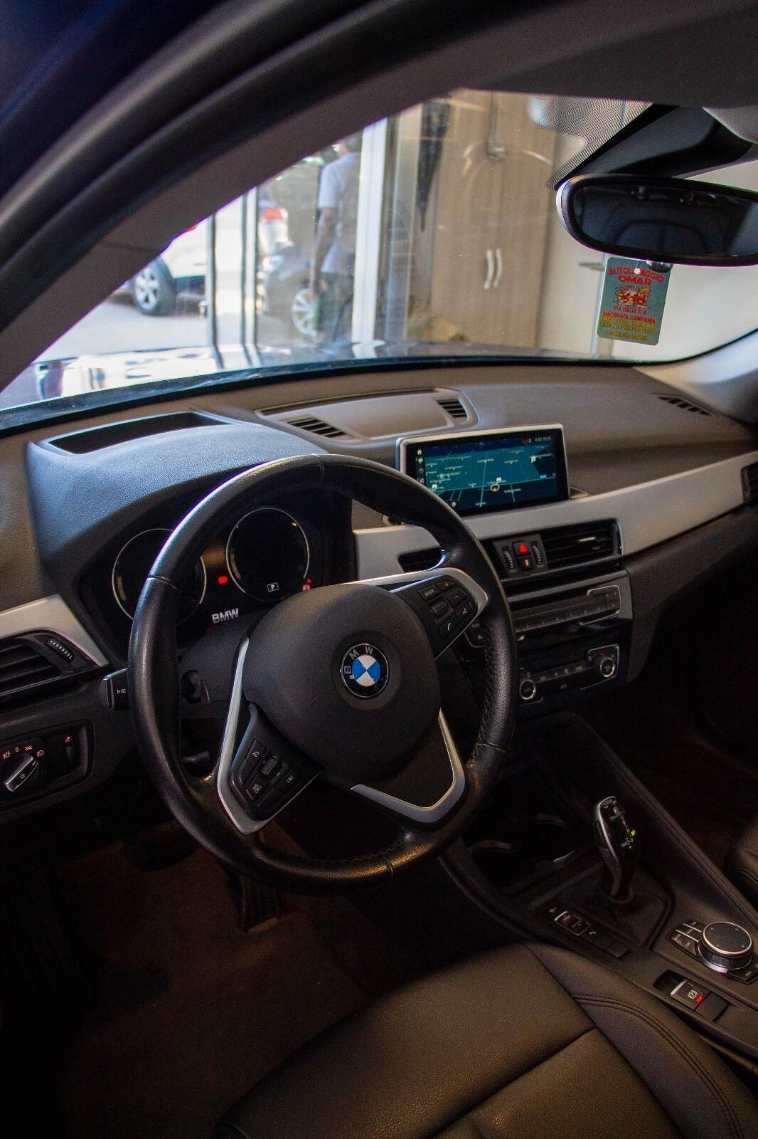 Bmw X1 .