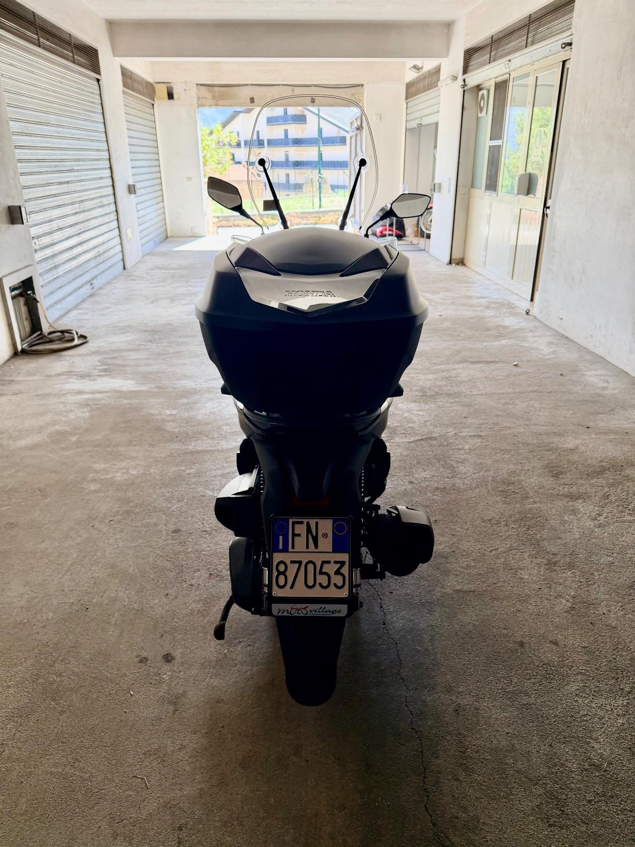 Honda SH 350 SPORT 2025