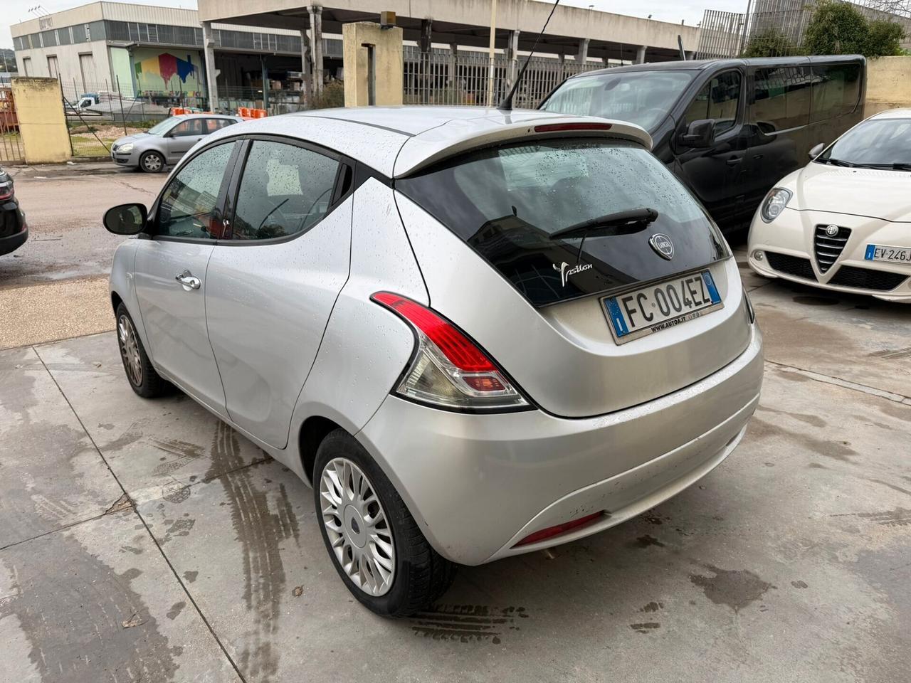 Lancia Ypsilon 1.2 Benzina 69 CV 5 porte Platinum