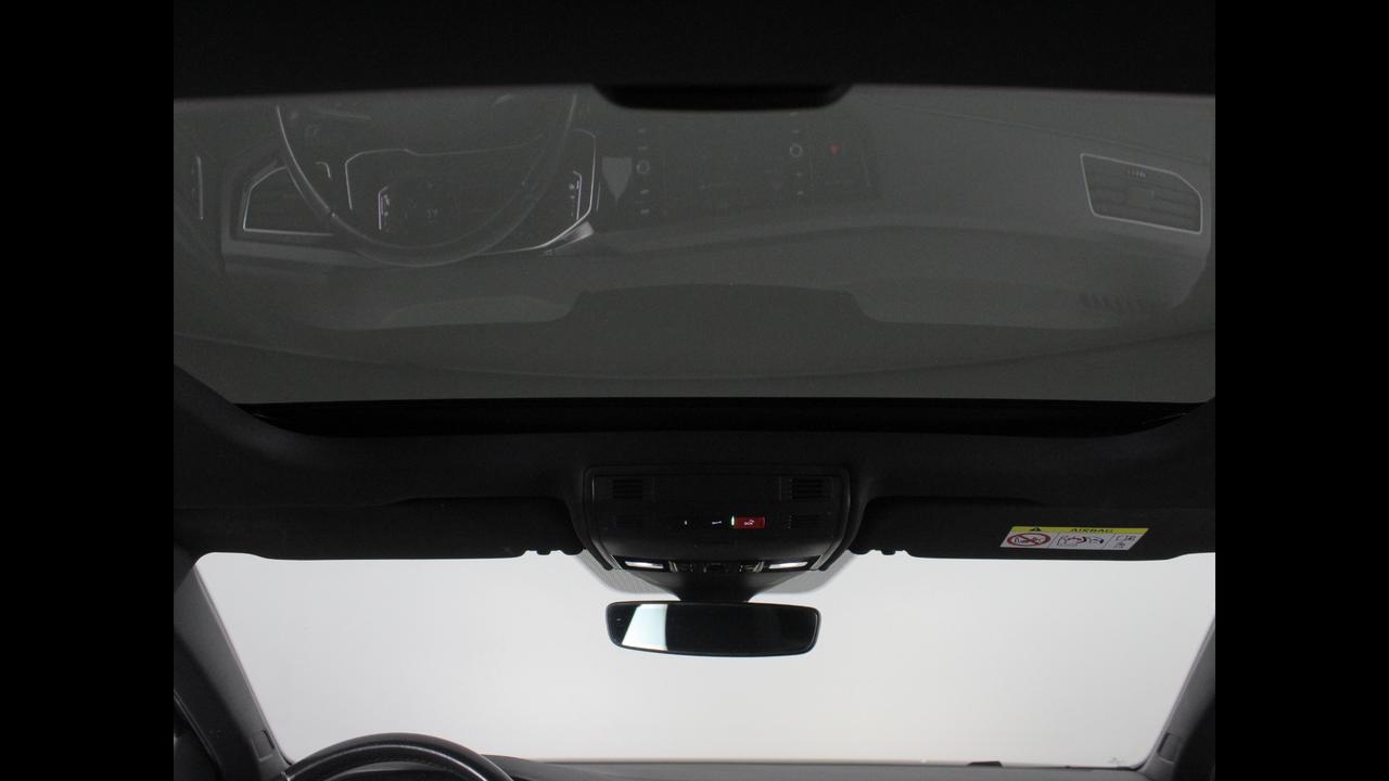 VOLKSWAGEN Taigo - Taigo 1.5 tsi R-Line 150cv dsg