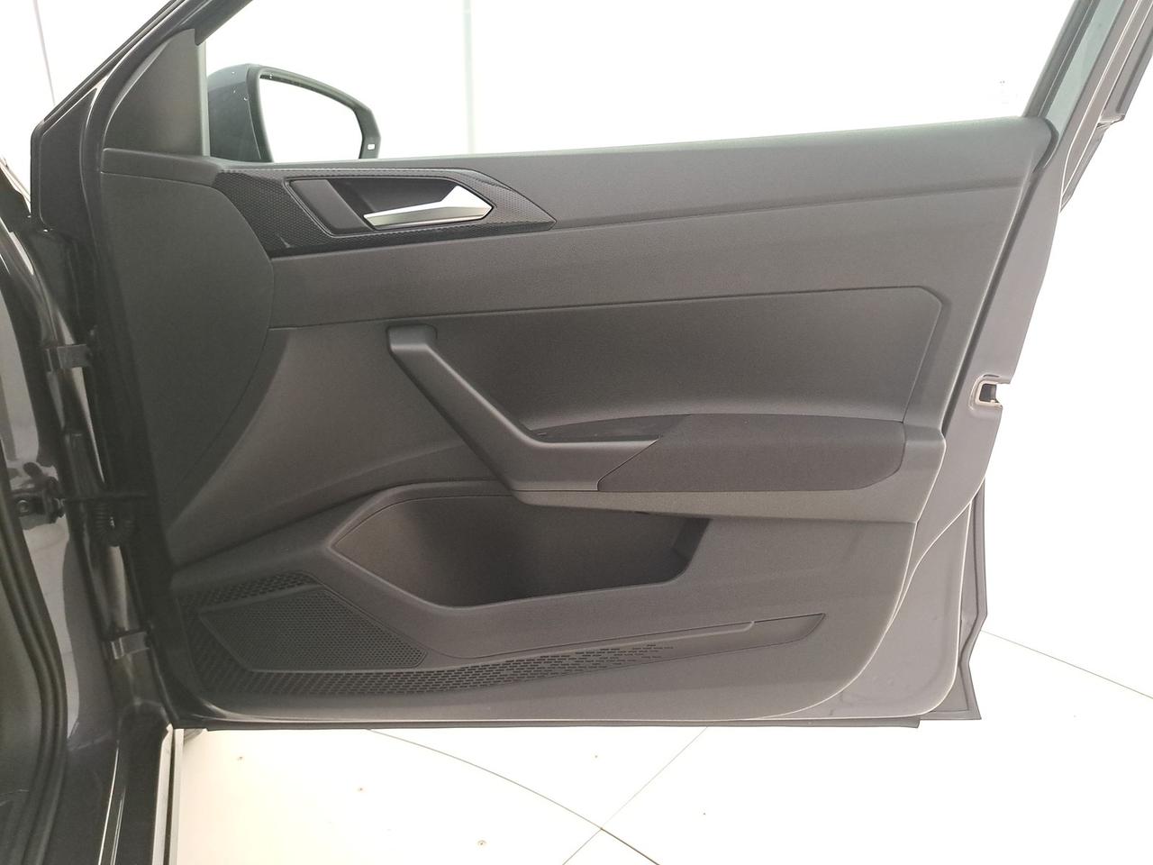 Volkswagen Polo 1.0 tsi life 95cv dsg