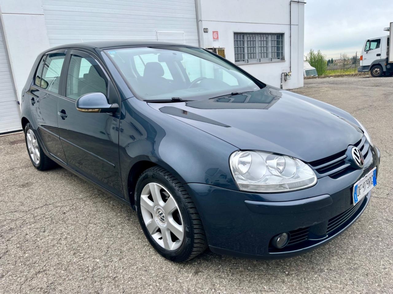 VW Golf 1.6benz 2007 154.000km cinghia e tagliando fatti