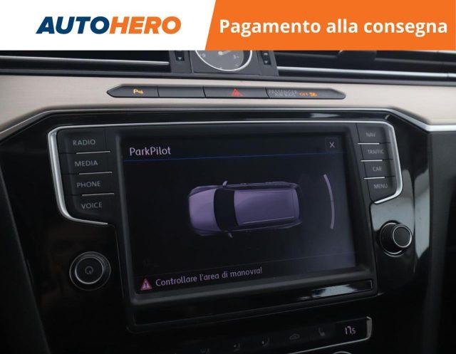 VOLKSWAGEN Passat Variant 2.0 TDI DSG Executive BlueMotion Tech.