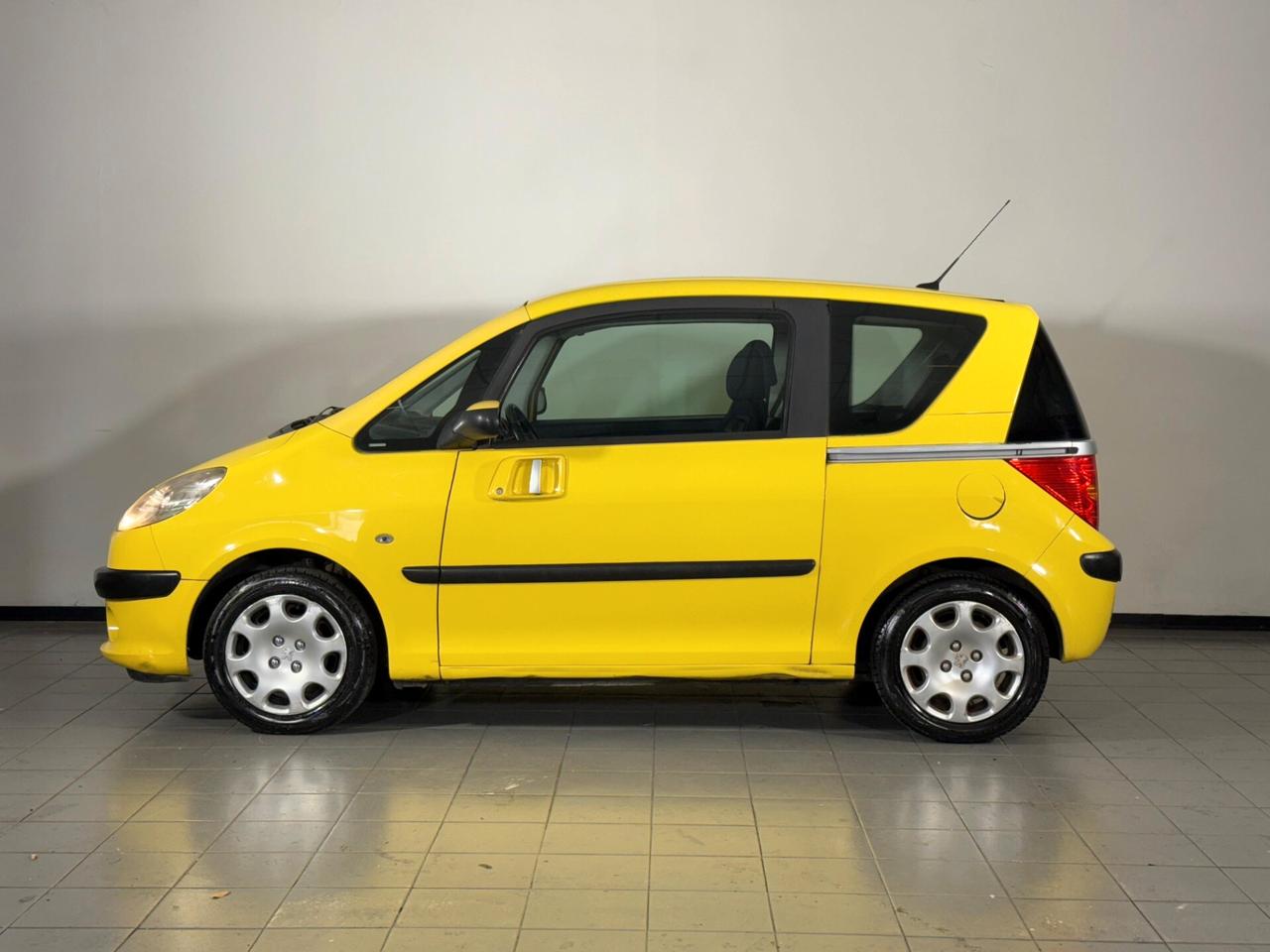 Peugeot 1007 1.4 Happy NEOPATENTATI