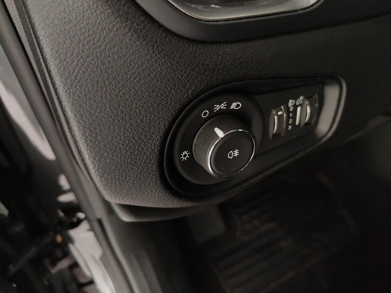 Jeep Renegade 1.6 Mjt 130 CV Longitude