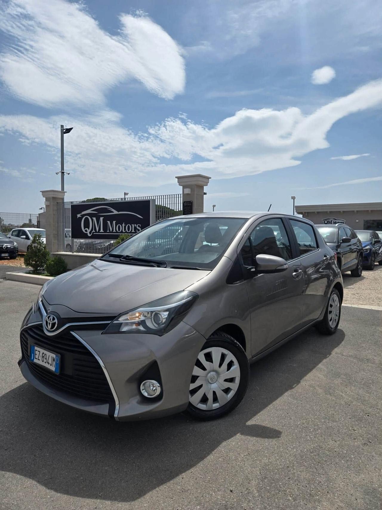 Toyota Yaris 1.0 5 porte Lounge