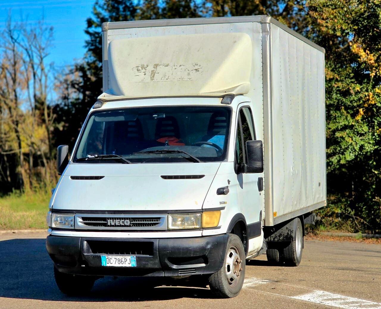 IVECO DAILY TUTTI LAVORI FATTI PRONTO ALL' USO