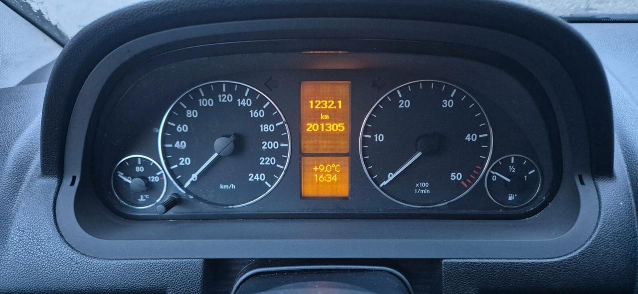 Mercedes-benz A 180 160 CDI Elegance - € 2.499