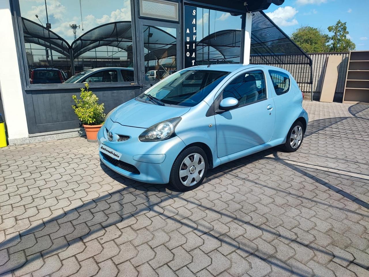 Toyota Aygo 1.0 12V VVT-i 3 porte Sol