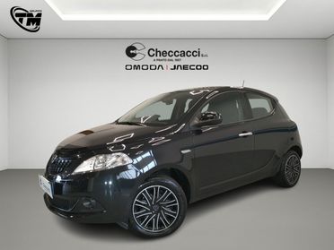 Lancia Ypsilon 1.0 firefly hybrid Silver Plus s