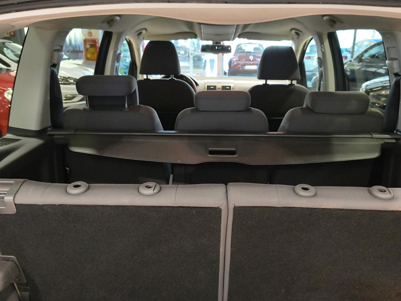 Volkswagen Touran 1.6 TDI Comfortline 7 Posti