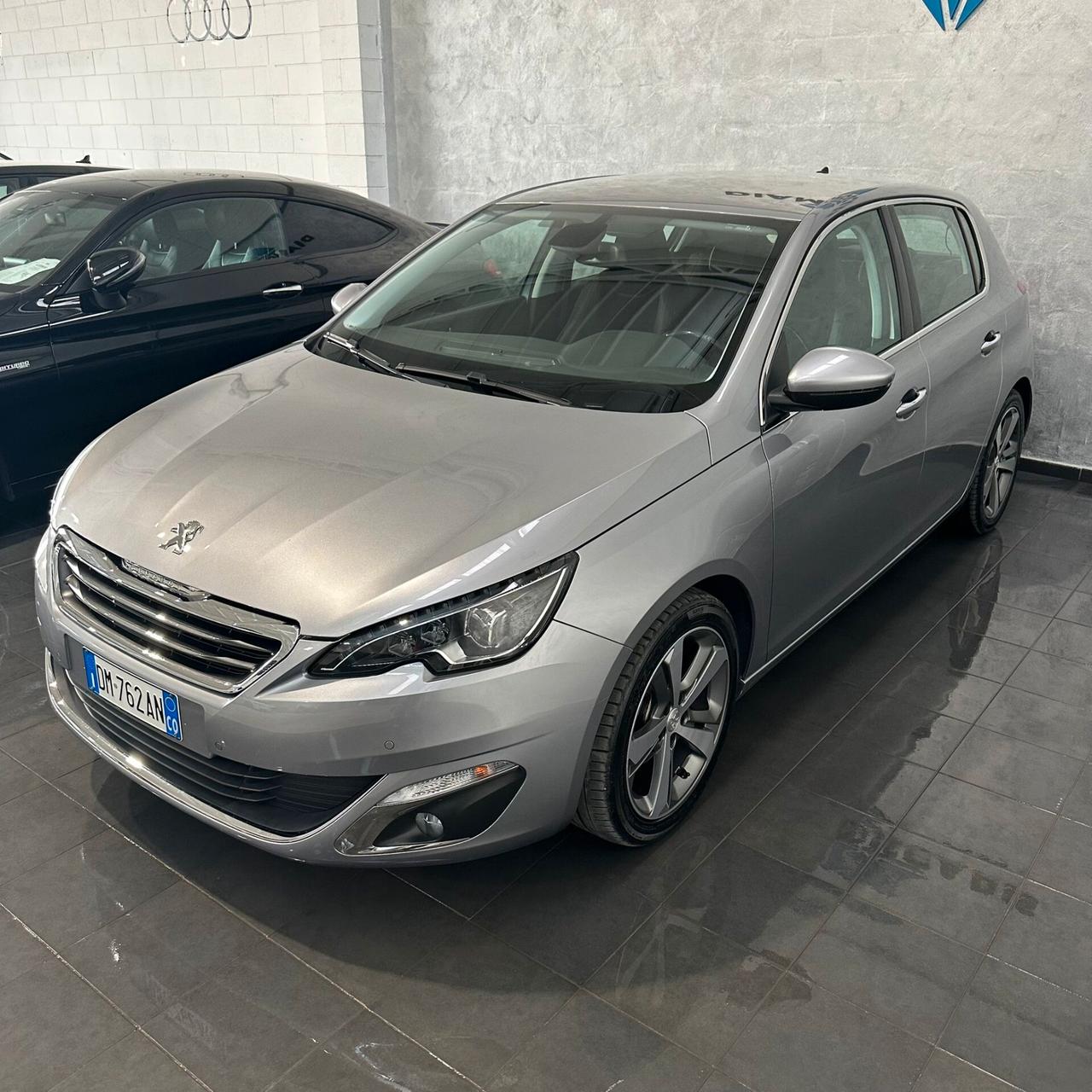Peugeot 308 PureTech Turbo 130 S&S Allure