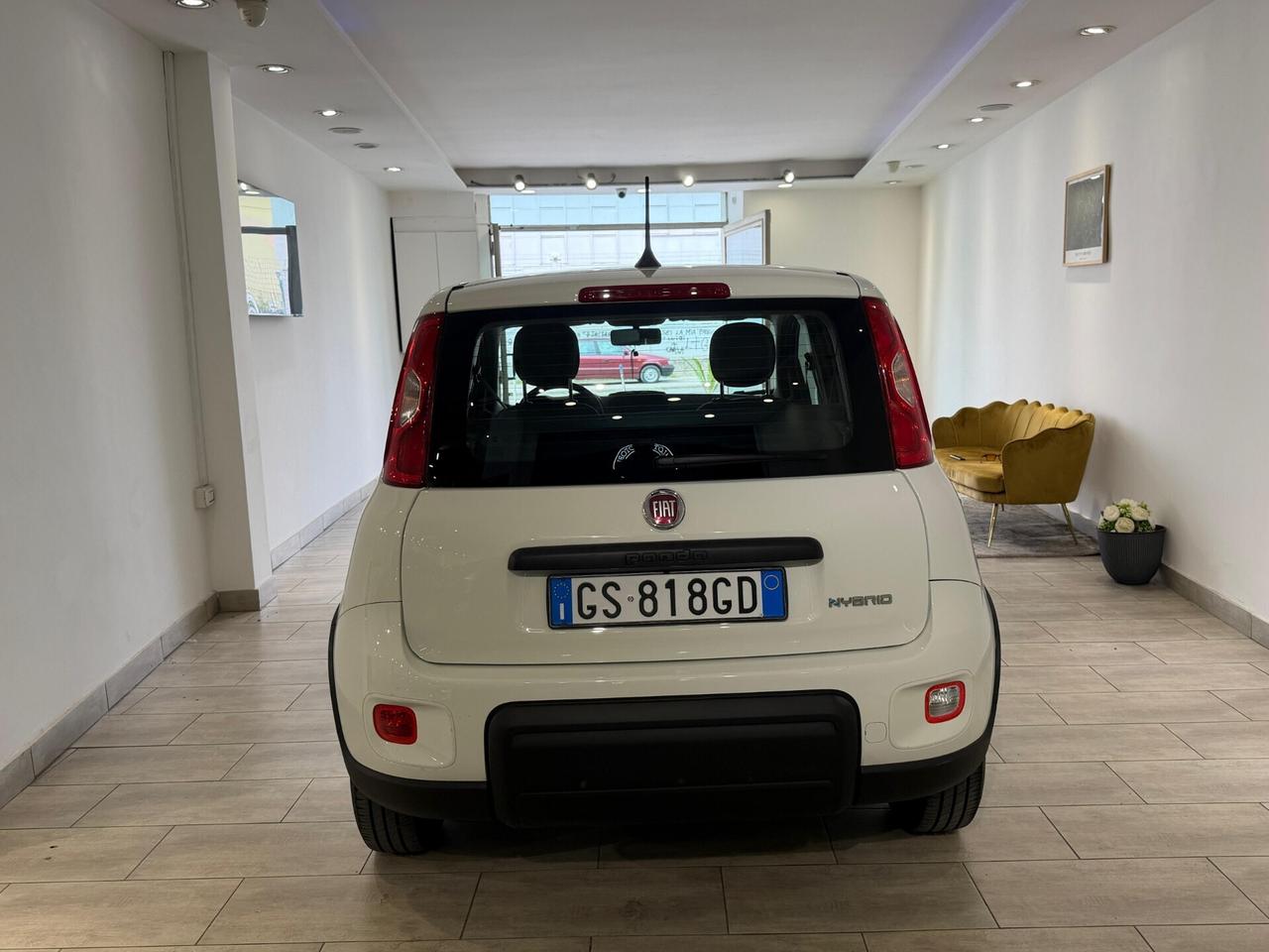 Fiat Panda 1.0 Hybrid 70cv 2024 solo 20.000km