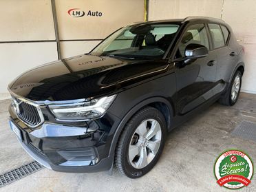 VOLVO XC40 D3 AWD Geartronic Momentum