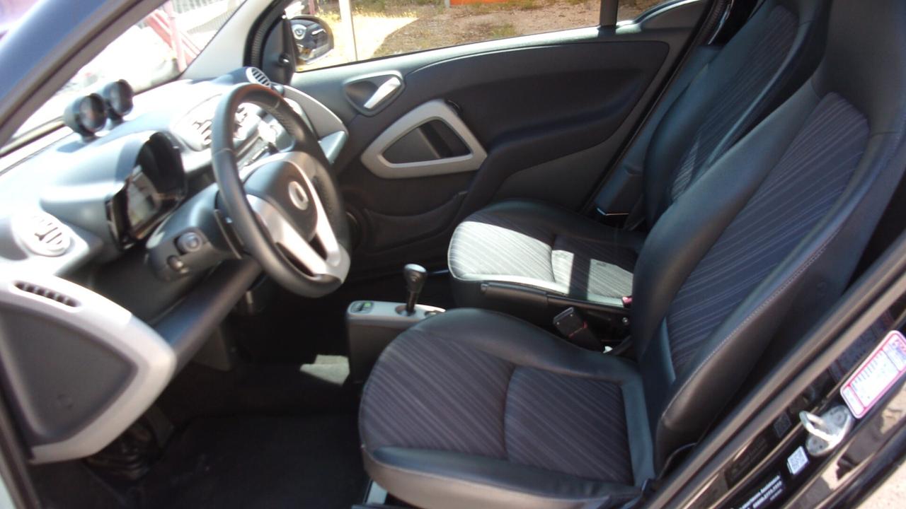 Smart ForTwo 1000 62 kW coupé pulse