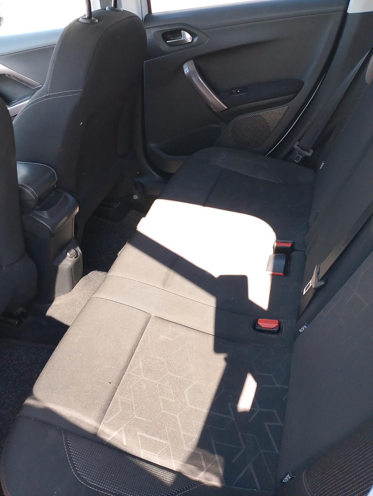 Peugeot 2008 PureTech 82 Active