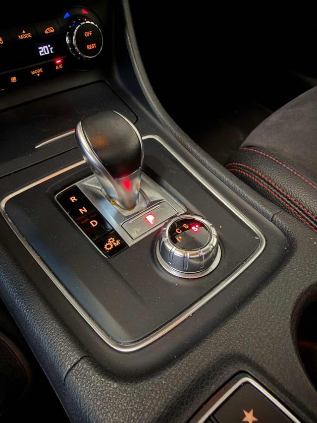 MERCEDES-BENZ GLA 45 AMG 4Matic*TETTO*SCARICHI SPORTIVI*RETROCAMERA*