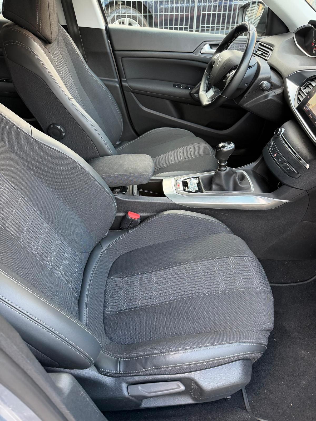 Peugeot 308 1.5 DCI 130 CV MANUALE 5 PORTE