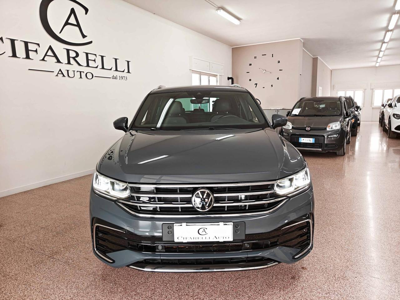 Volkswagen Tiguan 2.0 TDI 150 CV SCR DSG R-Line