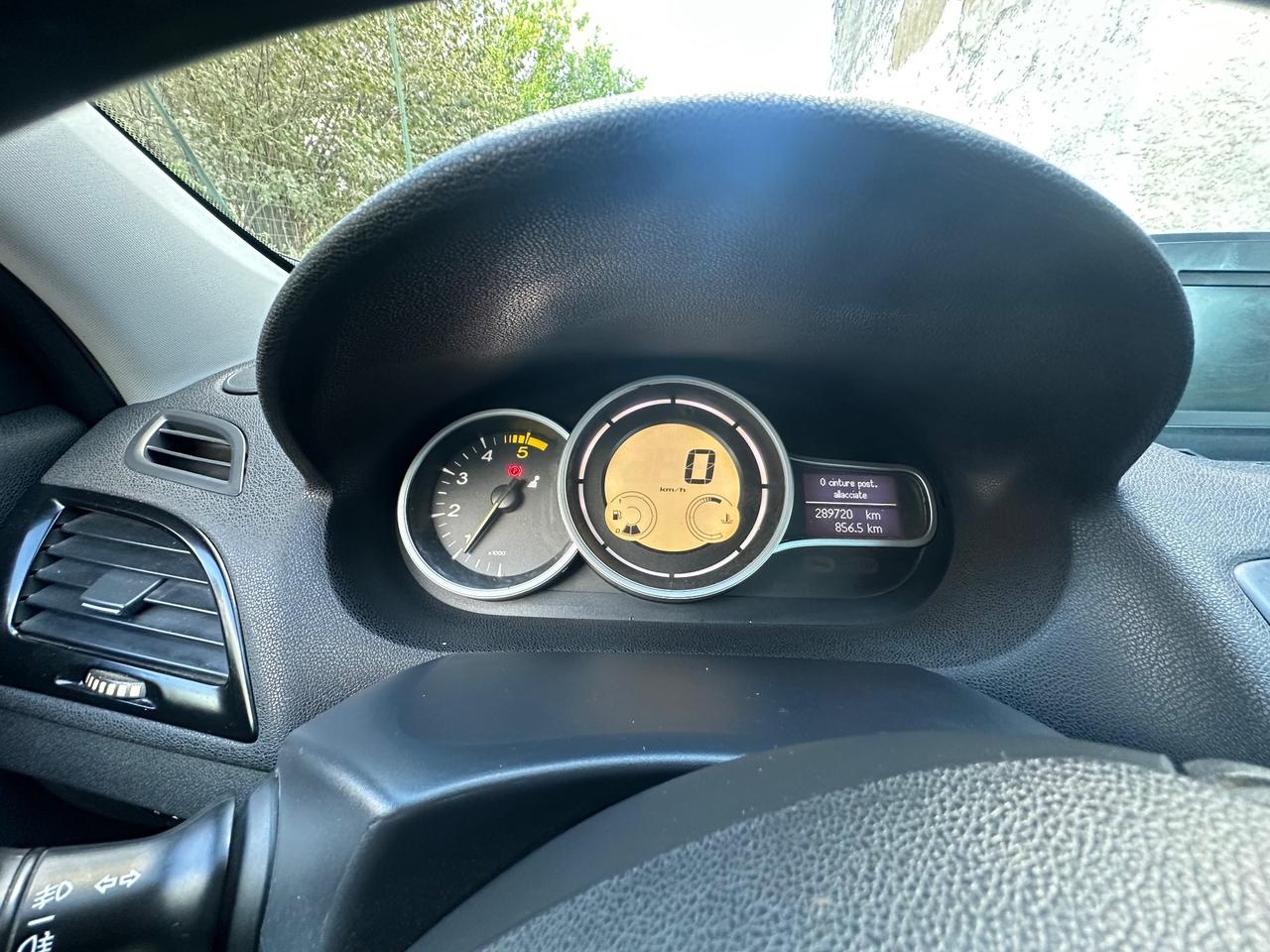 Renault Megane Mégane C-C 1.5 dCi 110CV