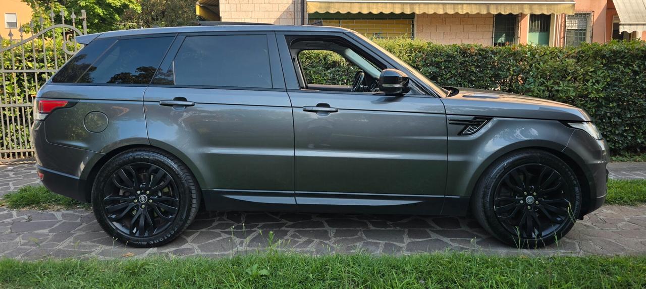 Land Rover Range Sport 3.0 TDV6 HSE Dynamic